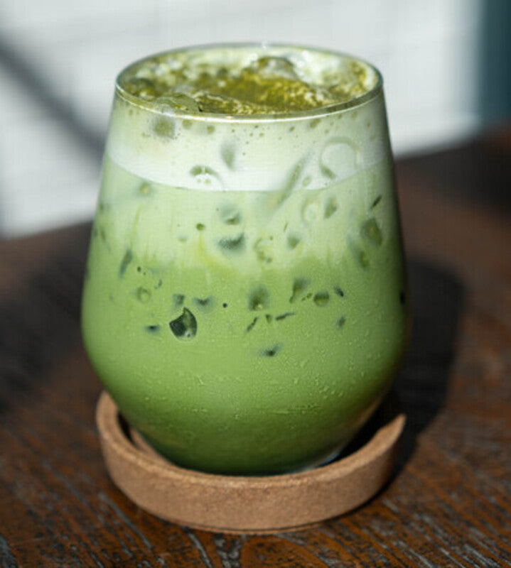 aroma matcha latte cérémonie du thé vert poudre de thé énergisant vitamines antioxydant 