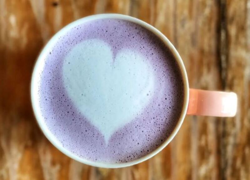 aroma matcha ube latte poudre igname violette tendance healthy